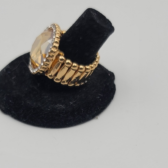 Paparazzi Crown culture  gold Rhinestone ring - Picture 4 of 4